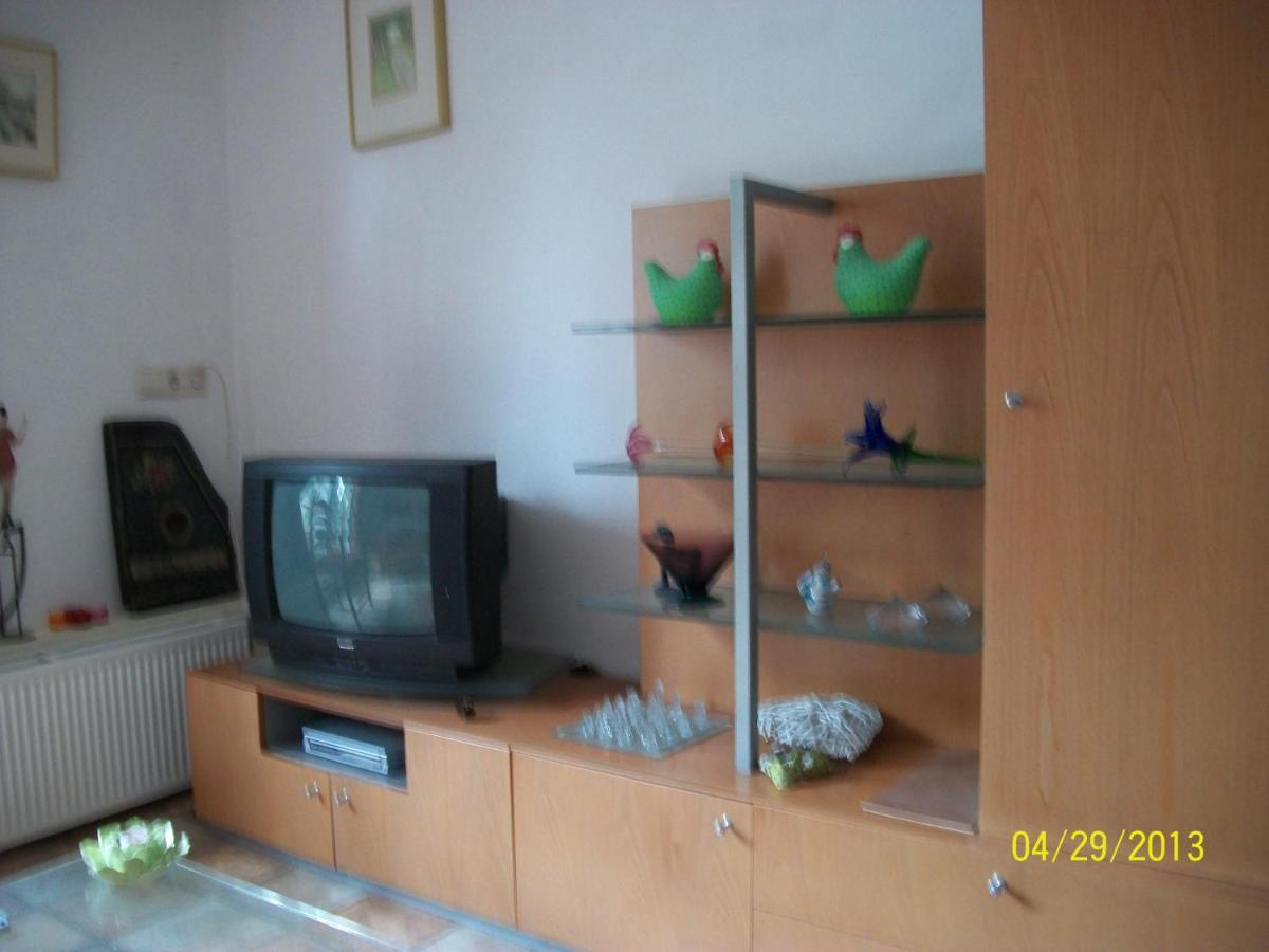 B&B Bij De Boomgaard Tricht ภายนอก รูปภาพ