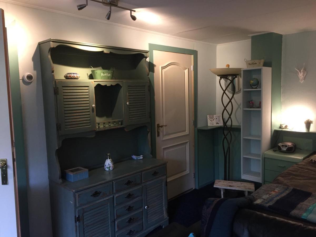 B&B Bij De Boomgaard Tricht ภายนอก รูปภาพ